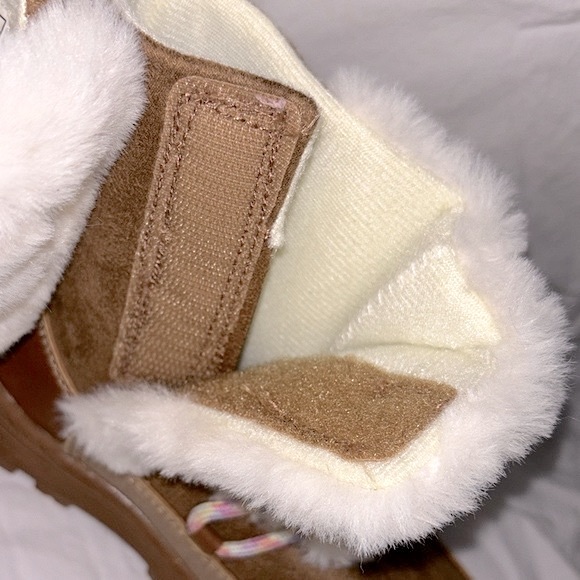 NWOT Carter’s Ariella Faux-Fur High-Traction Lug Sole Little Kids Winter Boots - Picture 12 of 16